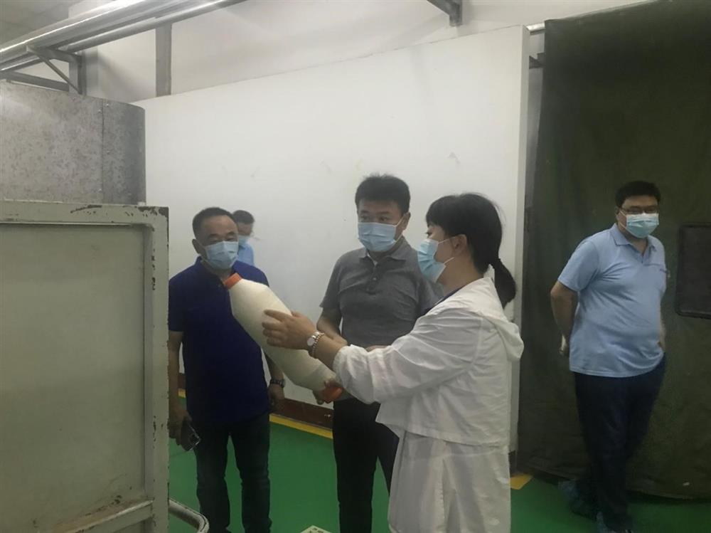 英国上市公司官网365纪委书记卢刚赴元首集团 平阴纺织工业园调研